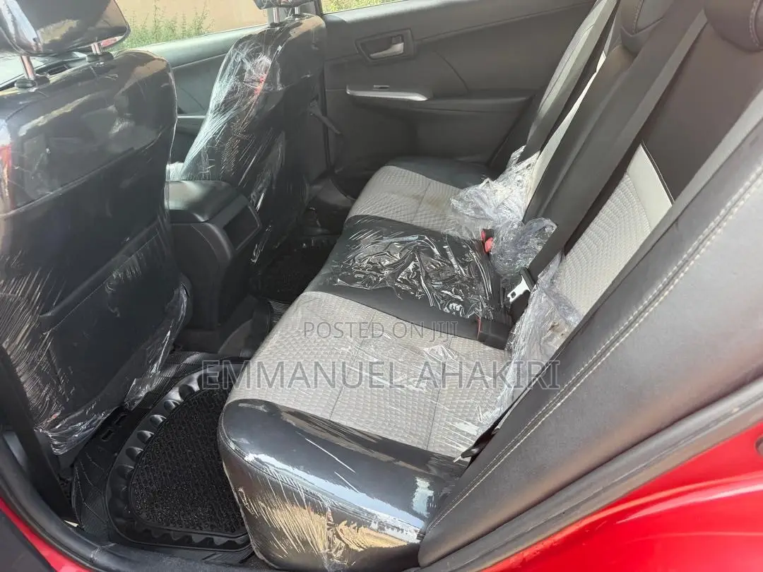 Toyota Camry SE V6 4dr Sedan (3.5L 6cyl 6A) 2012 Red