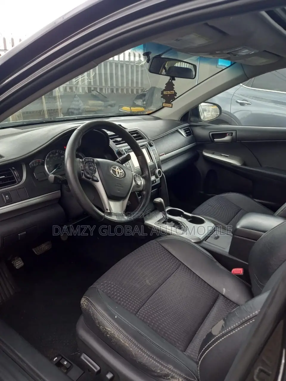 Toyota Camry SE 4dr Sedan (2.5L 4cyl 6A) 2013 Black