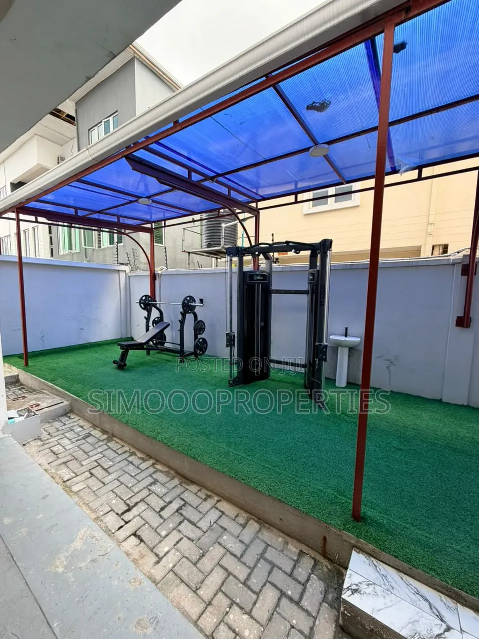 4bdrm Apartment in Lekki Phase1, Lekki for rent