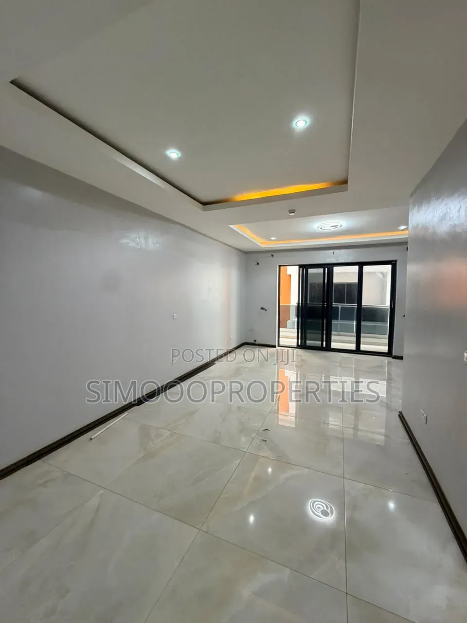 4bdrm Apartment in Lekki Phase1, Lekki for rent