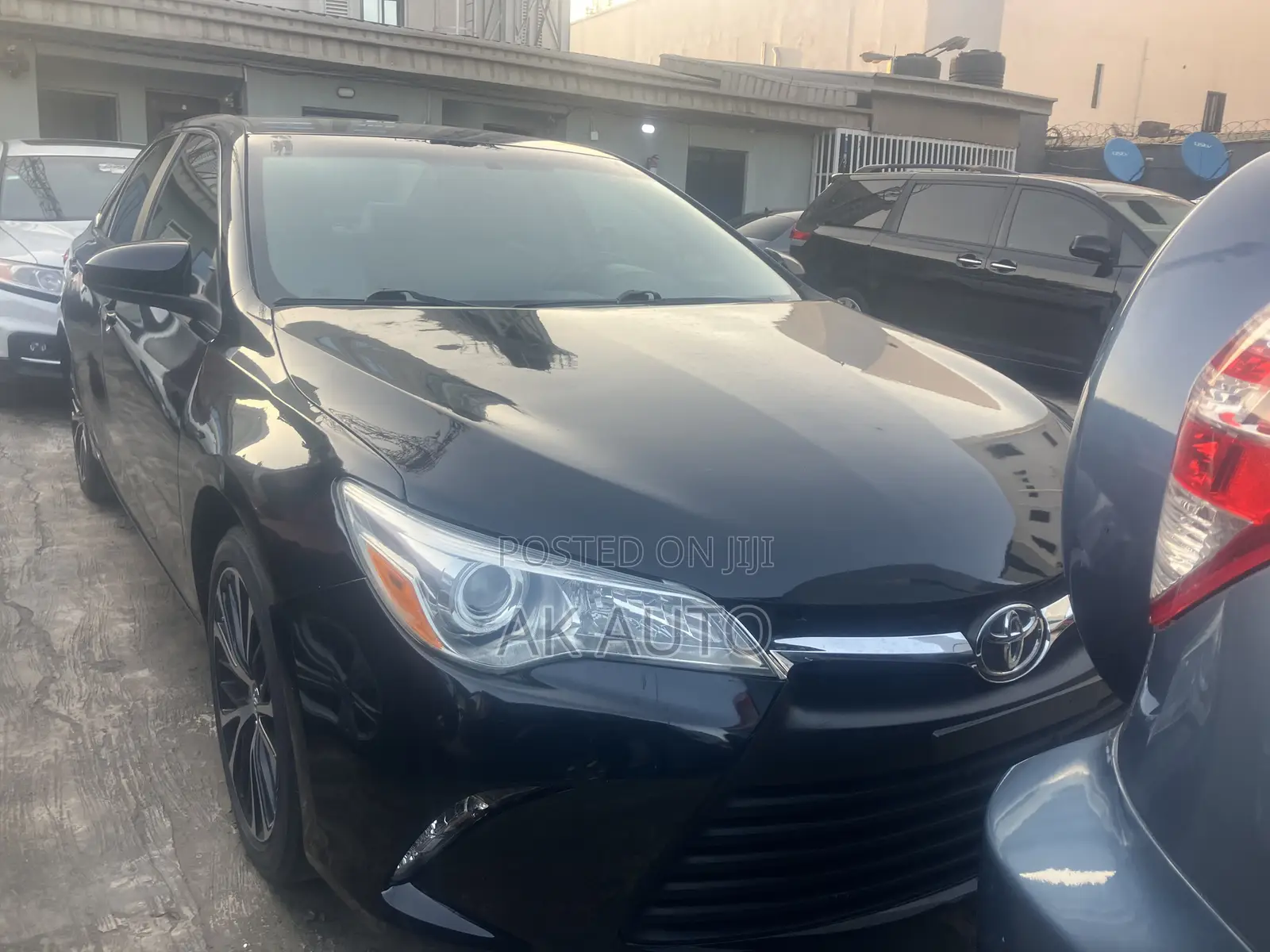 Toyota Camry LE 4dr Sedan (2.5L 4cyl 6A) 2015 Blue