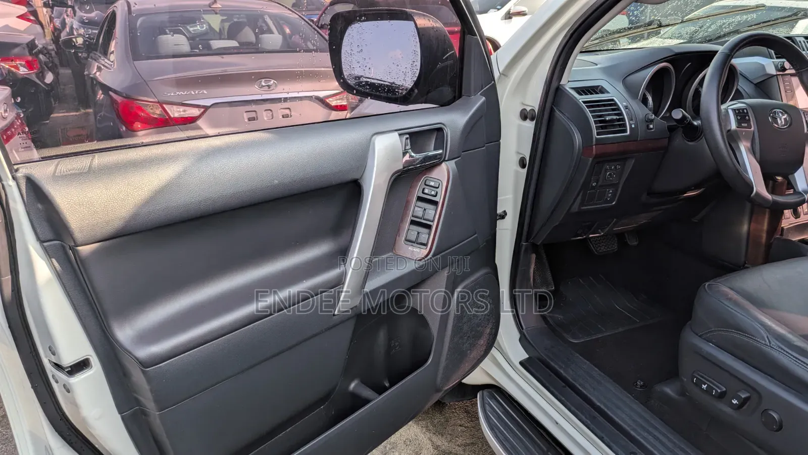 Toyota Land Cruiser Prado 4.0 Petrol TX 2016 White