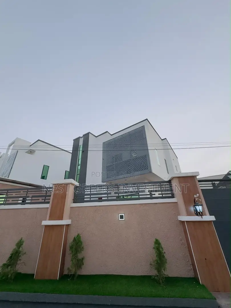 4bdrm Duplex in Berger for sale