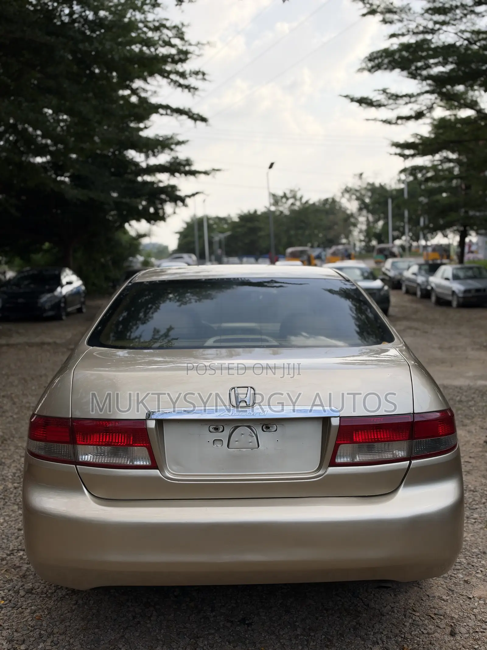 Honda Accord 2004 Gold