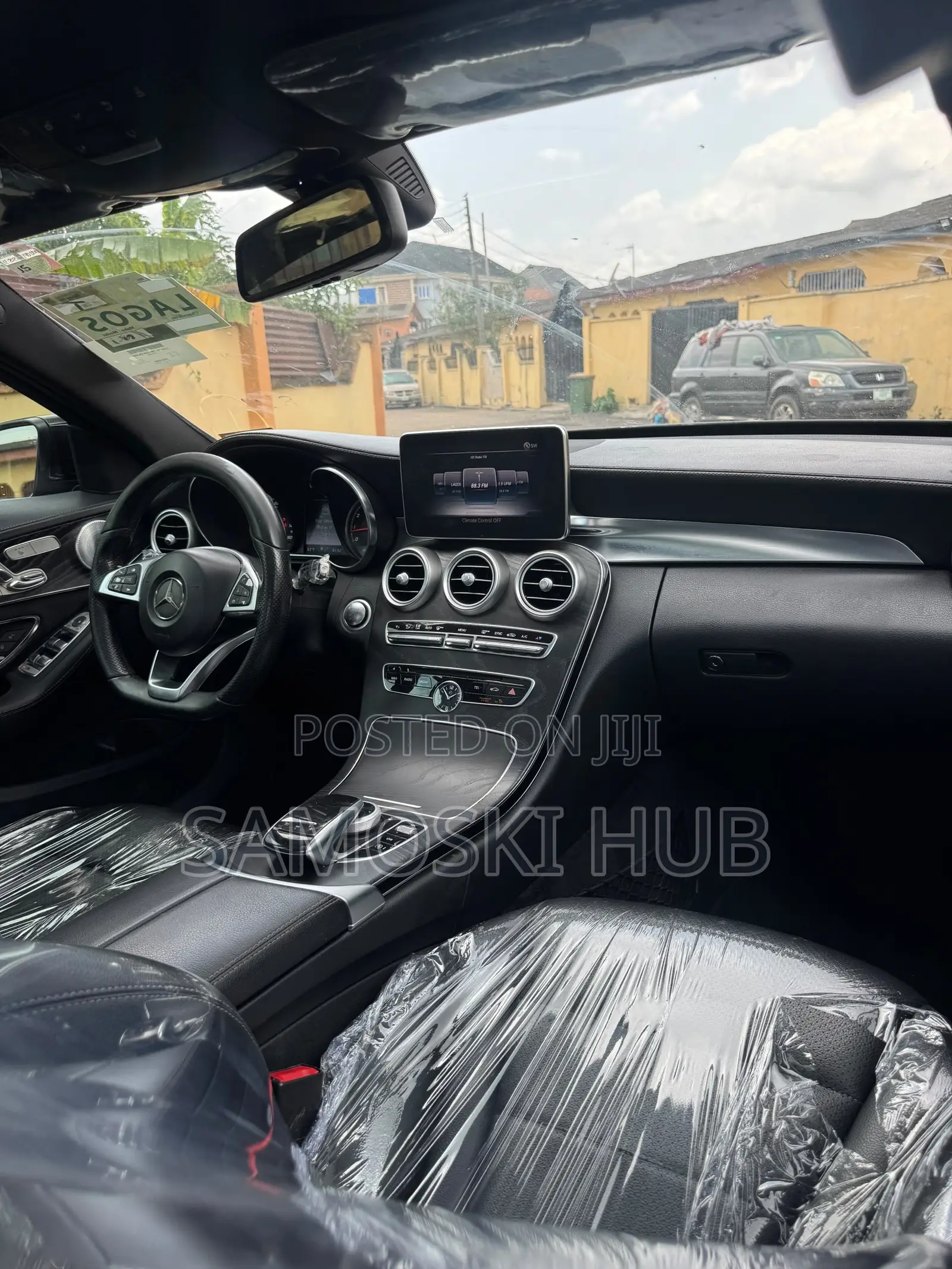 Mercedes-Benz C300 2015 Black