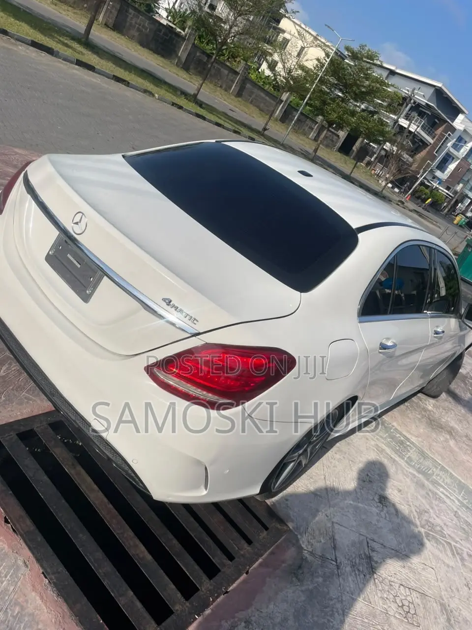 Mercedes-Benz C300 2015 White