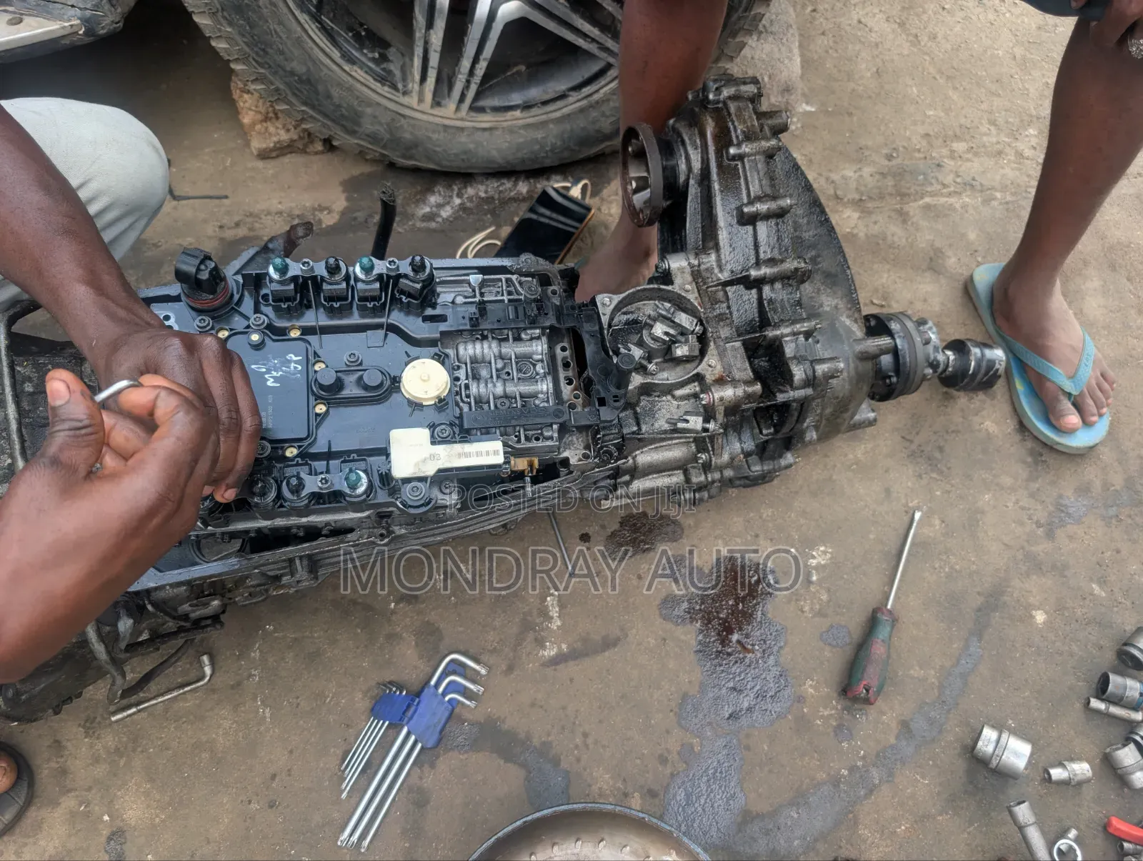 Mercedes Benz Complete Gear Box and VGS Model
