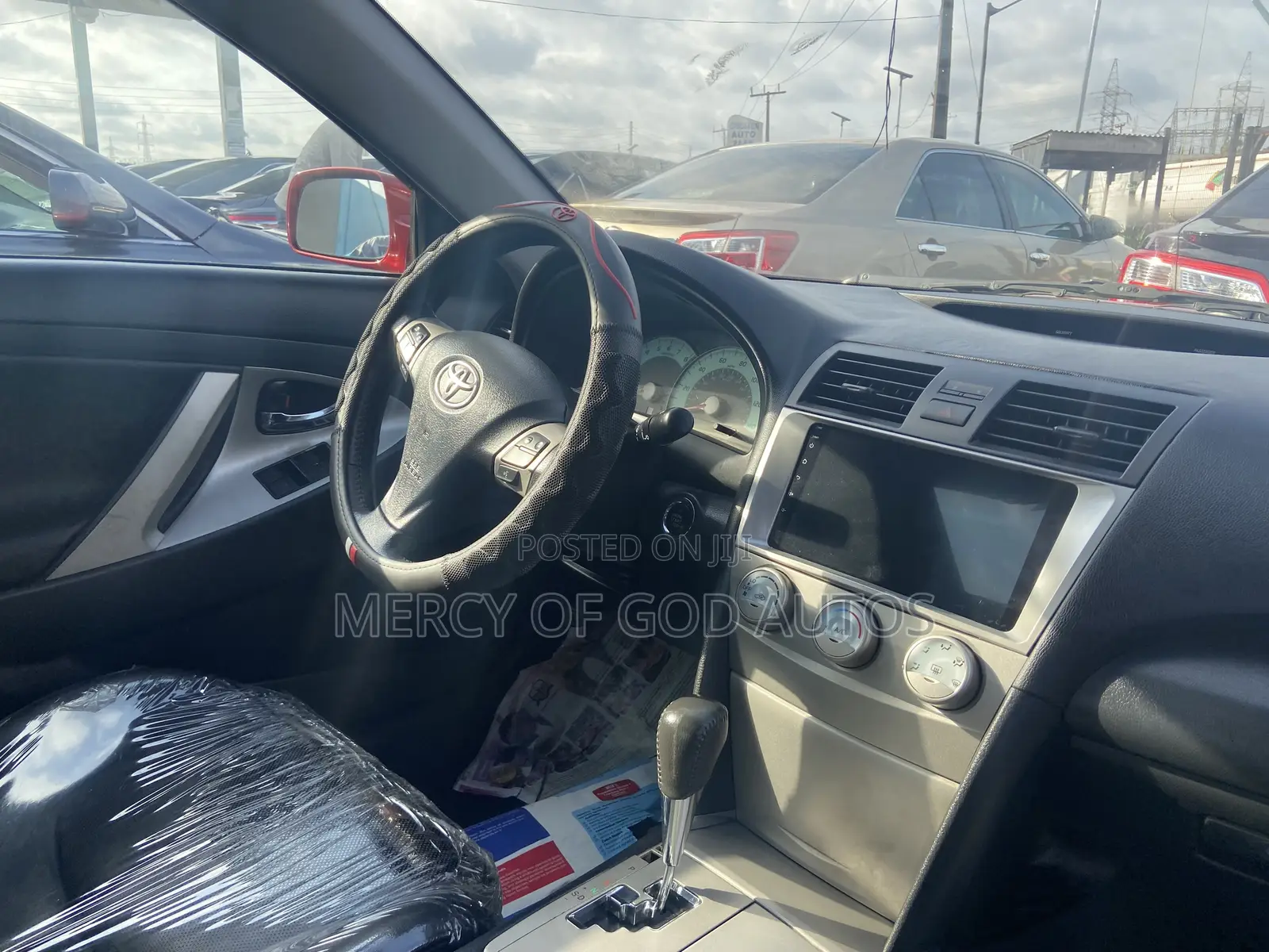 Toyota Camry SE 4dr Sedan (2.5L 4cyl 6A) 2011 Red