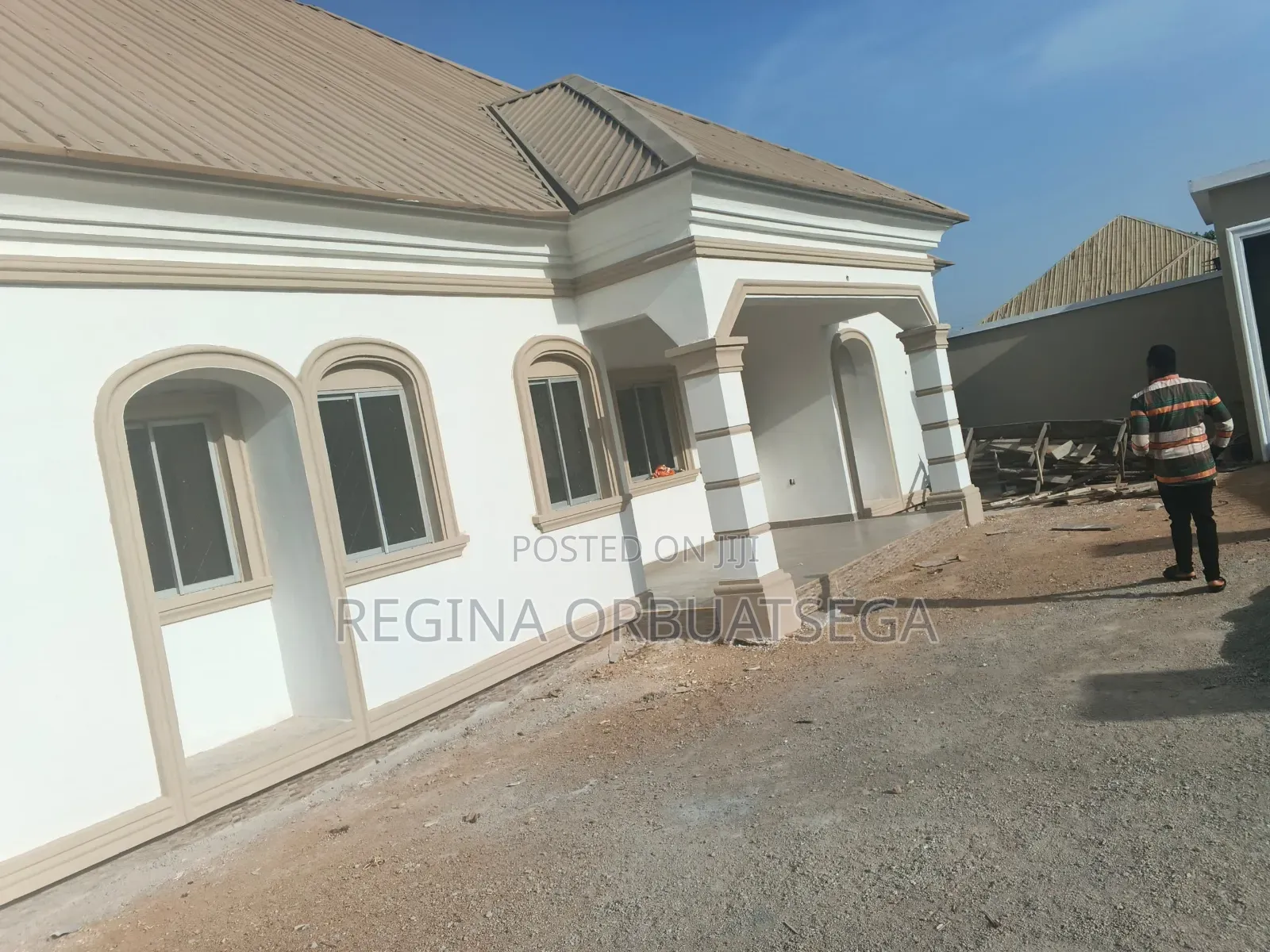 4bdrm Bungalow in Jos for rent