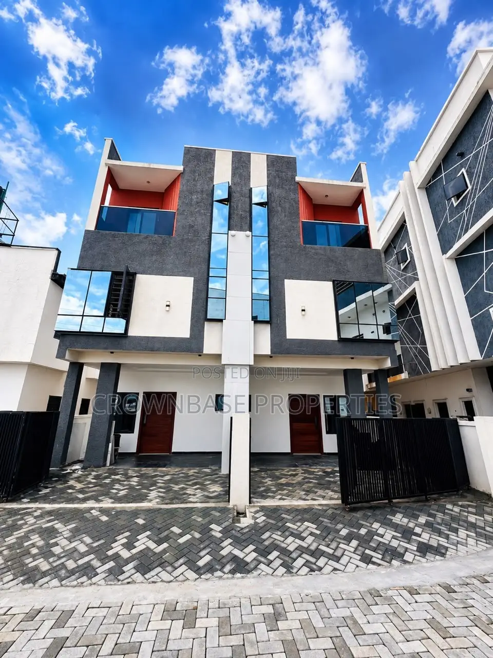 3bdrm Duplex in Abraham Adesanya Estate for sale