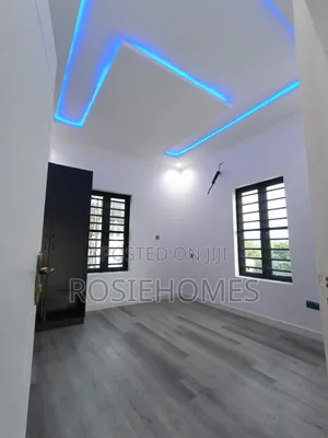 4bdrm Duplex in Royal Estate, Mopo-Ijebu Eputu for rent