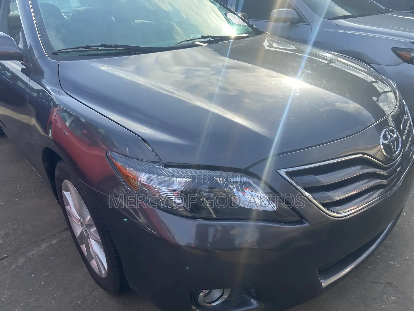 Toyota Camry LE 4dr Sedan (2.5L 4cyl 6A) 2011 Gray