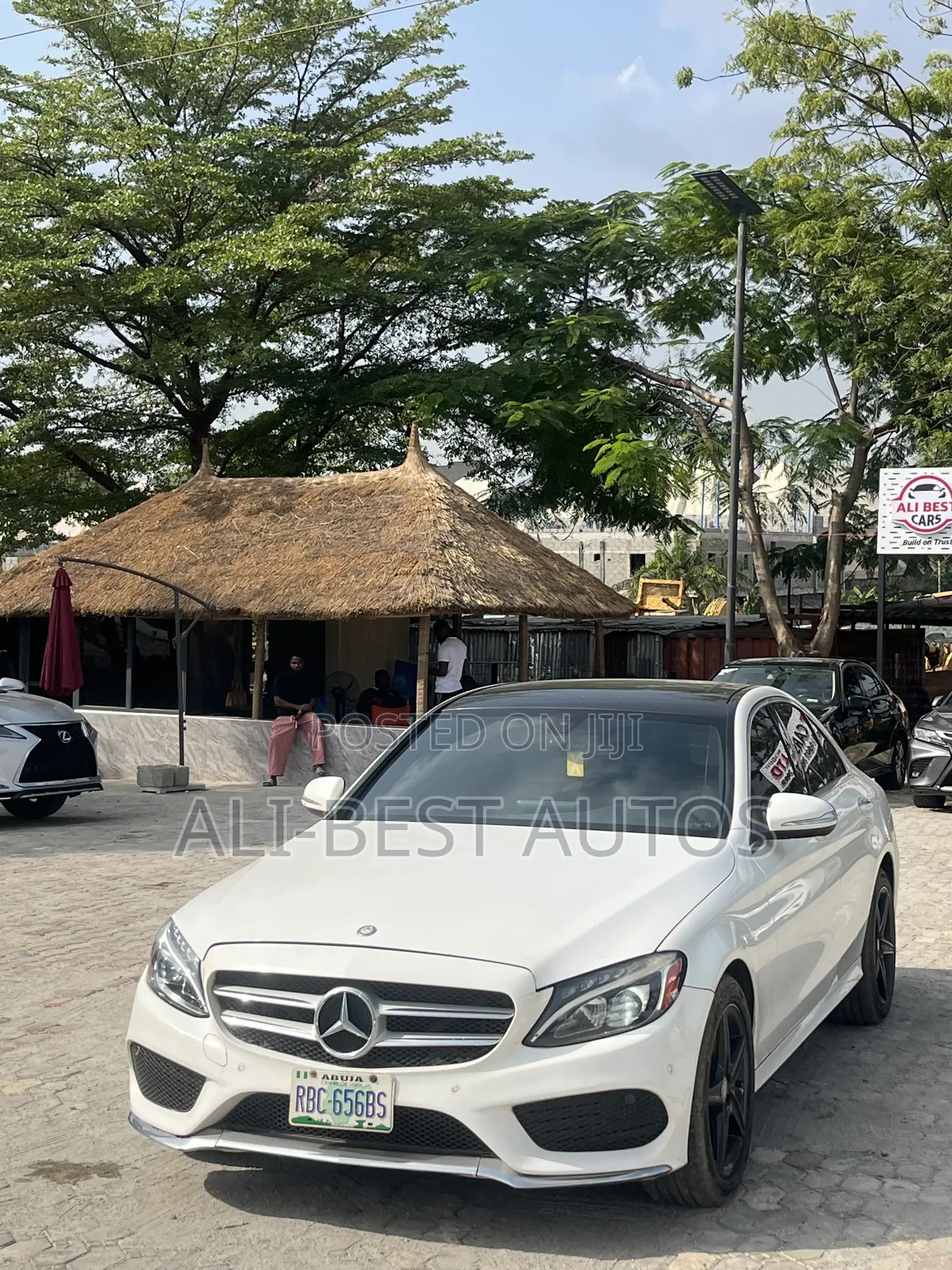 Mercedes-Benz C400 4Matic AWD Sedan (3.0L V6 7A) 2015 White