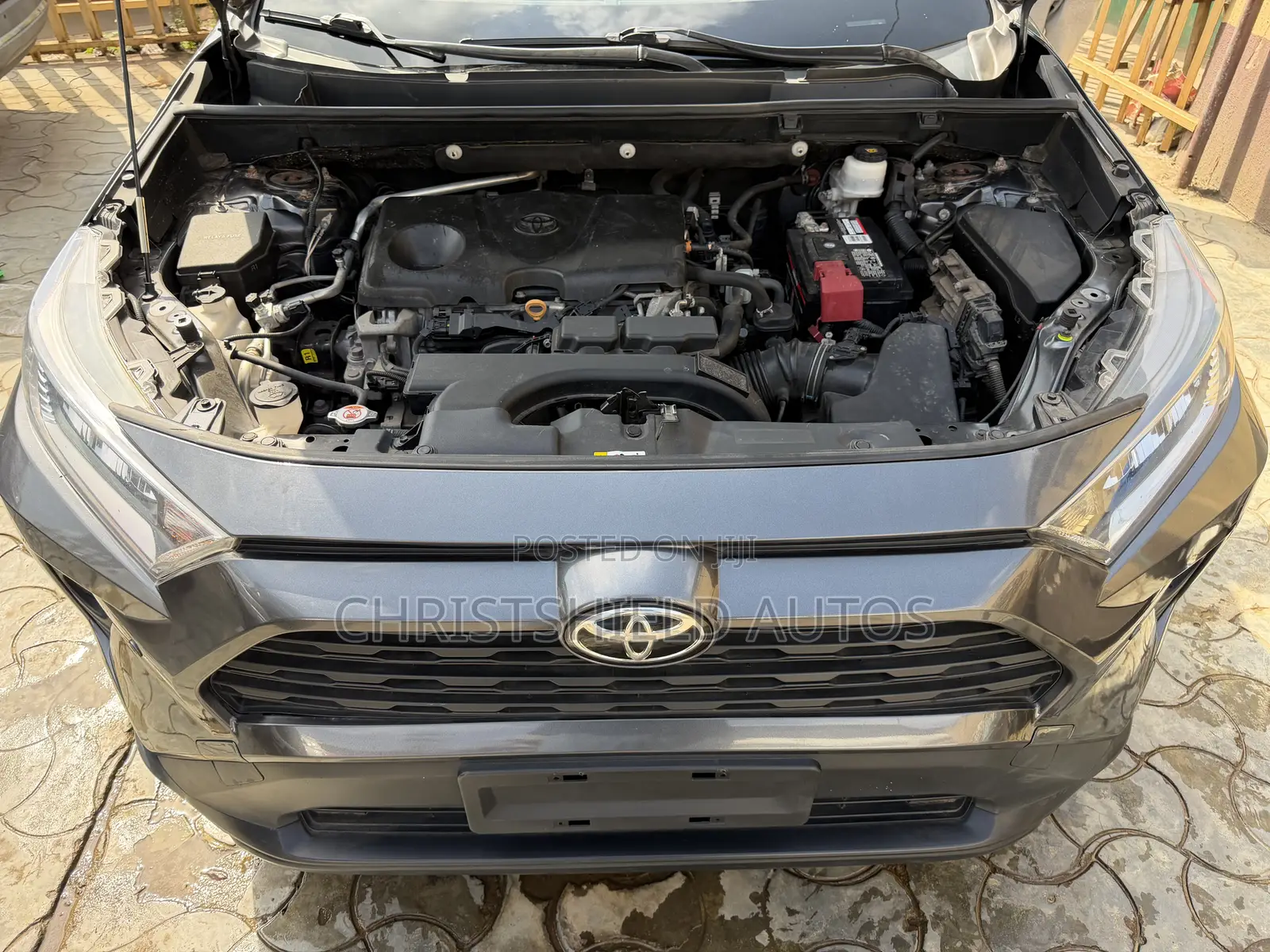 Toyota RAV4 XLE Premium AWD 2020 Gray