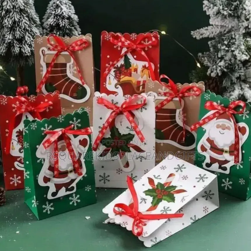 Small Christmas Theme Gift Bag(for Treat)per Dozen