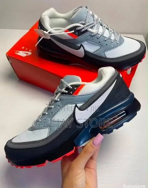 Nike Air Max BW "Grey/Black/Red" Edition Sneakers