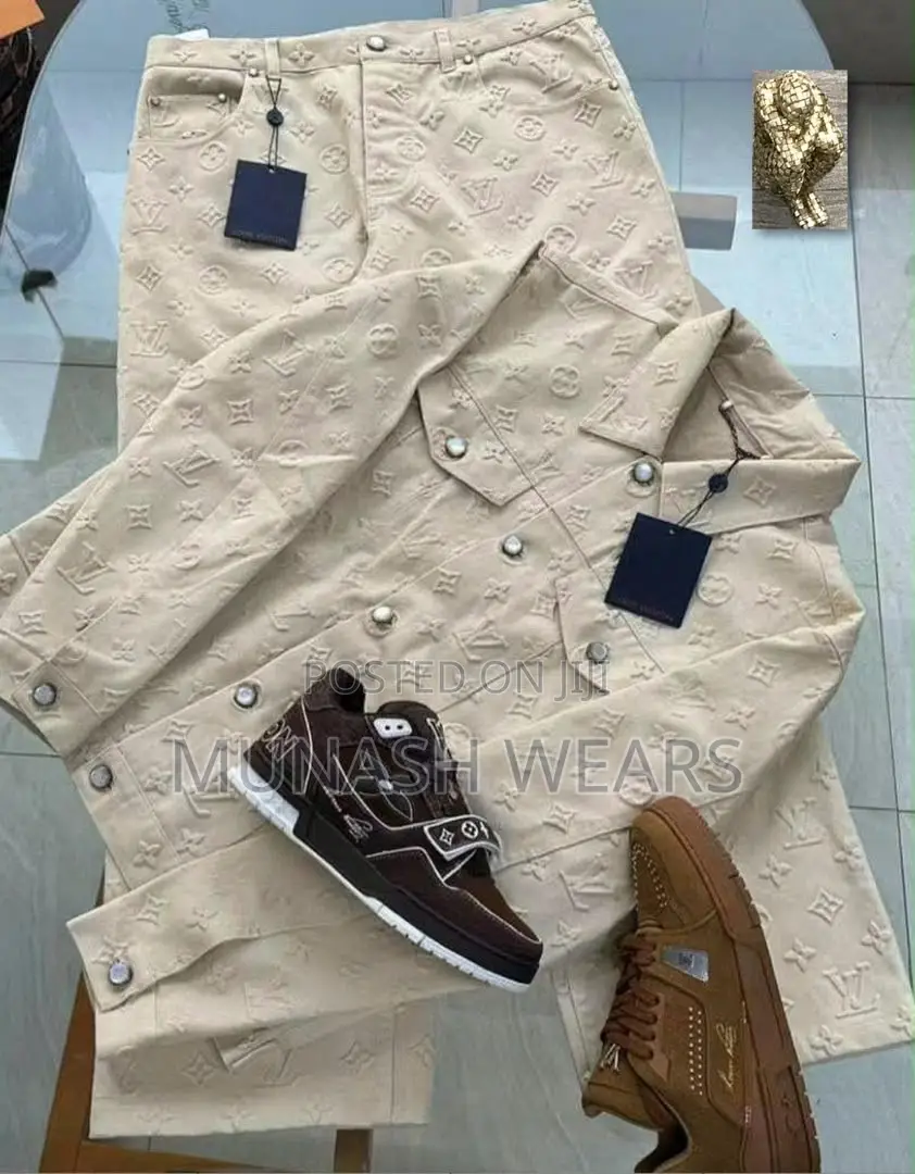 Luxury Louis Vuitton Up and Down for Classic Men
