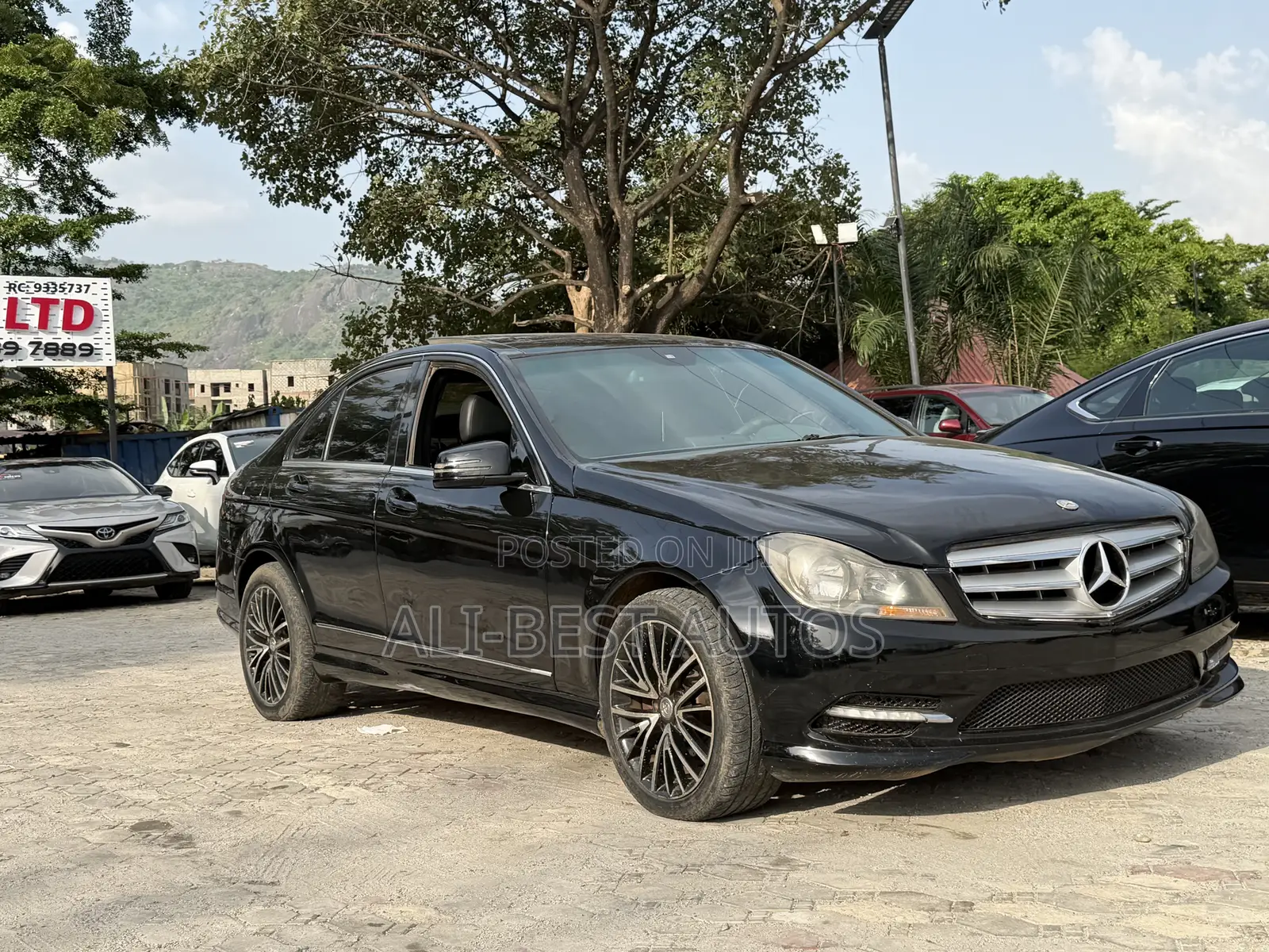 Mercedes-Benz C300 2008 Black