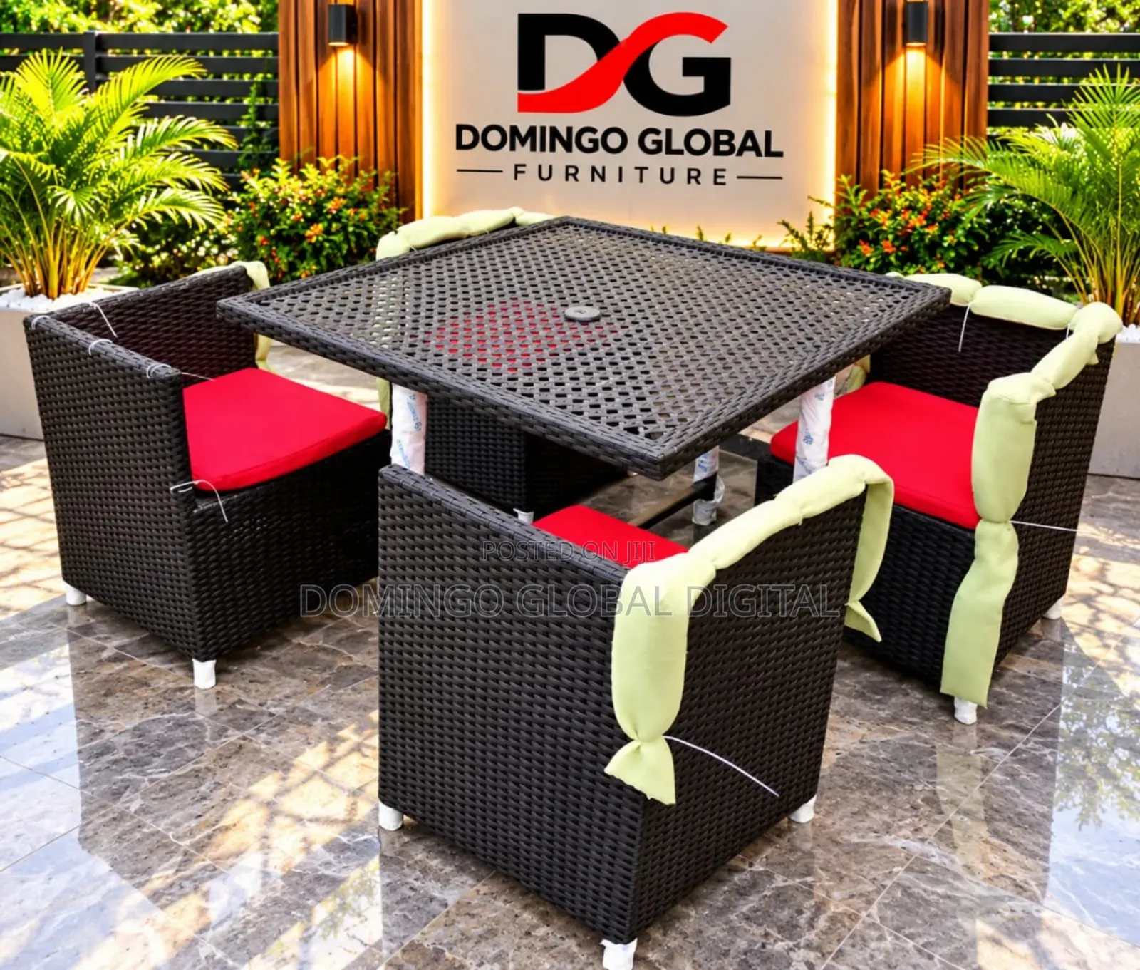 5-Piece Square Patio Dining Set Made of Black Synthetic Rattan