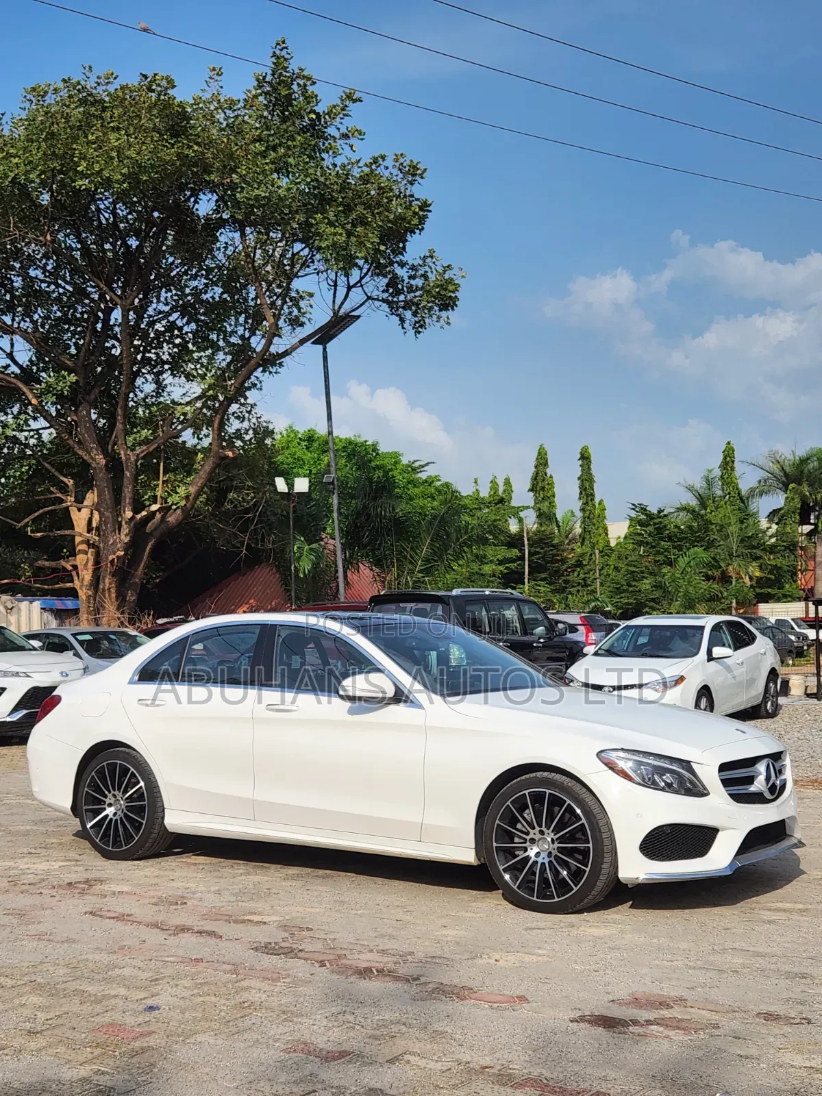 Mercedes-Benz C400 4Matic AWD Sedan (3.0L V6 7A) 2015 White