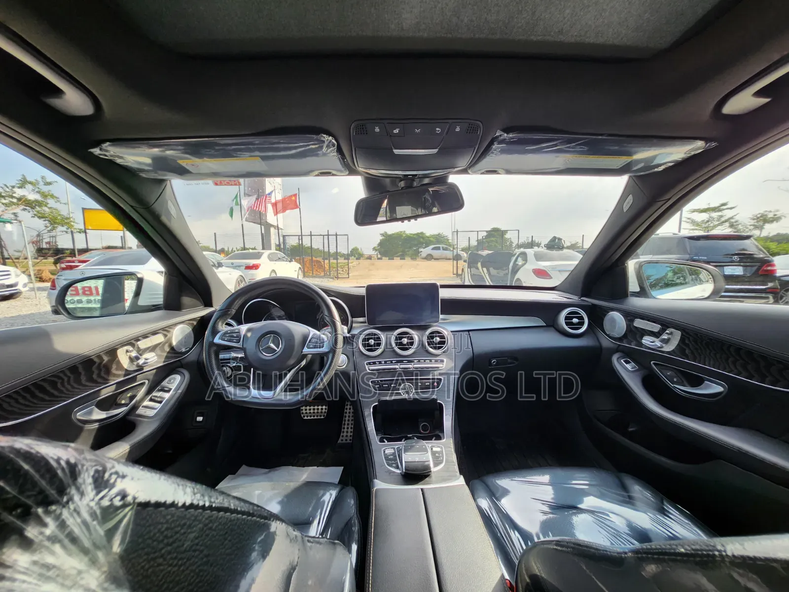 Mercedes-Benz C400 4Matic AWD Sedan (3.0L V6 7A) 2015 White