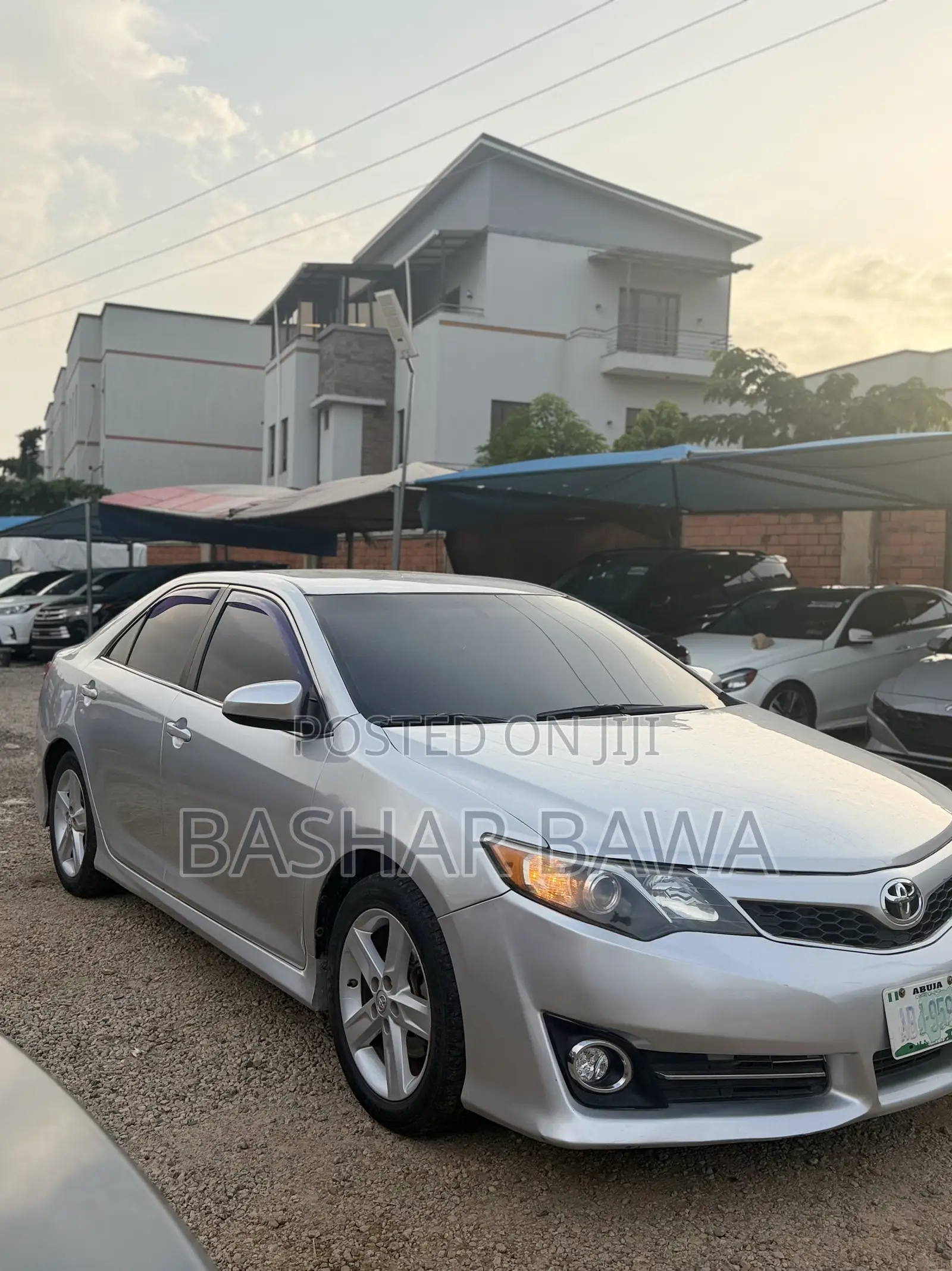 Toyota Camry SE 4dr Sedan (2.5L 4cyl 6A) 2014 Silver