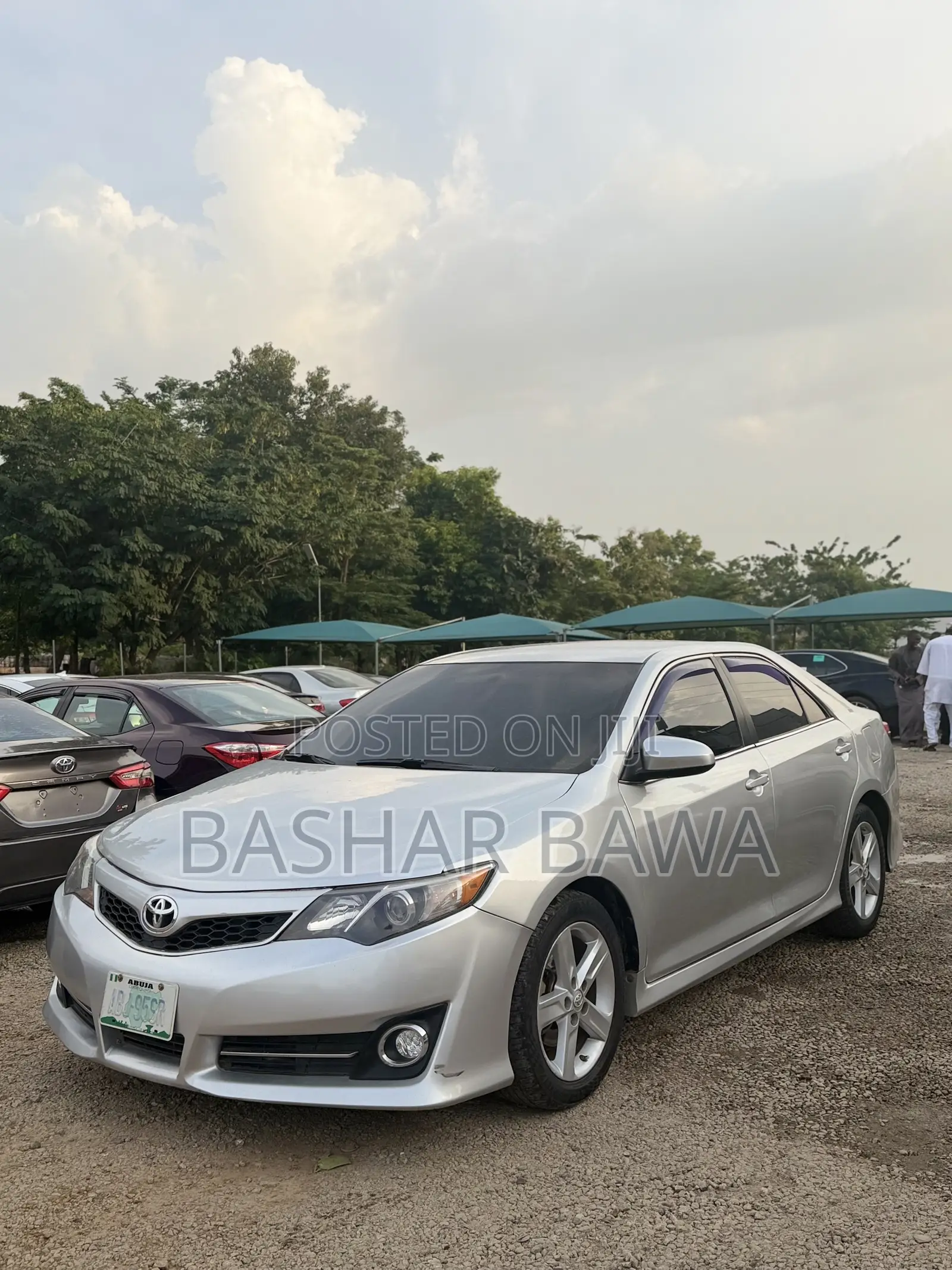 Toyota Camry SE 4dr Sedan (2.5L 4cyl 6A) 2014 Silver