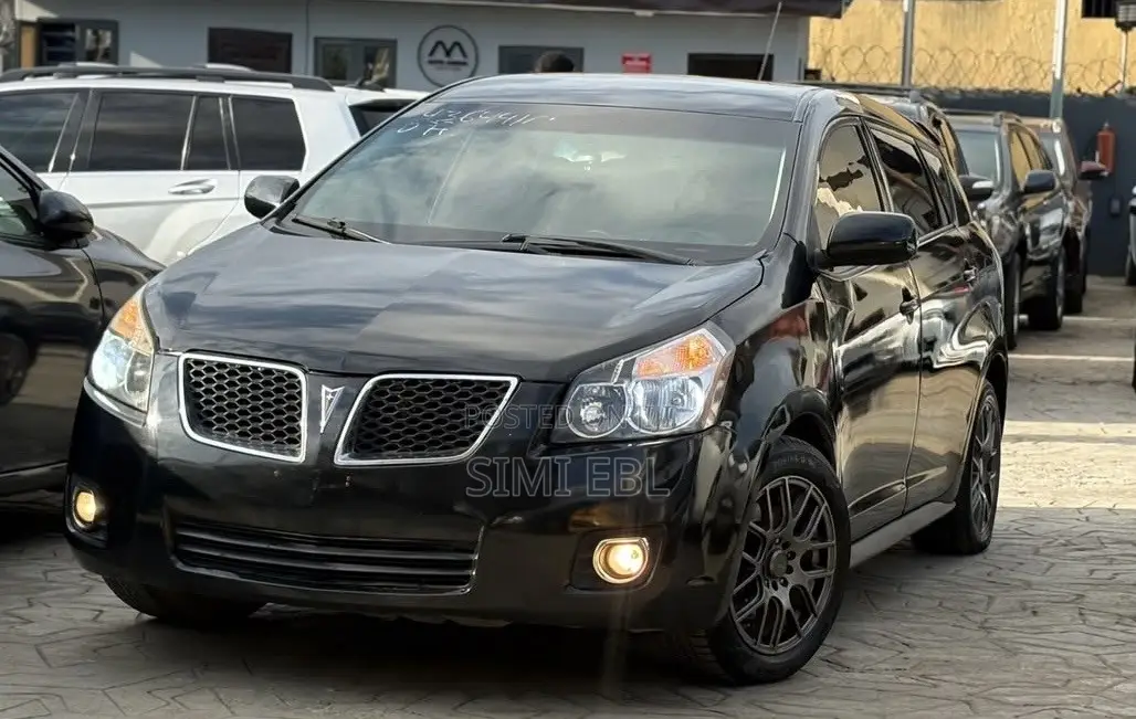 Pontiac Vibe 2010 Black