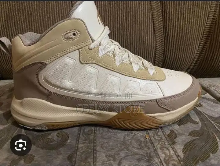 AND1 Men's Phoenix Basketball Sneakers