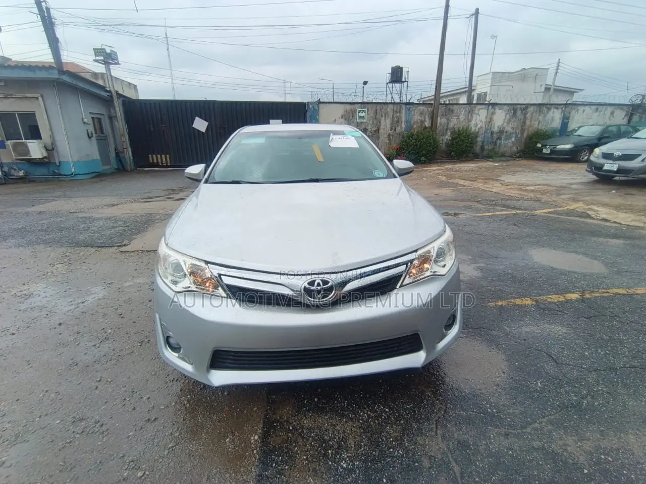 Toyota Camry LE 4dr Sedan (2.5L 4cyl 6A) 2012 Silver