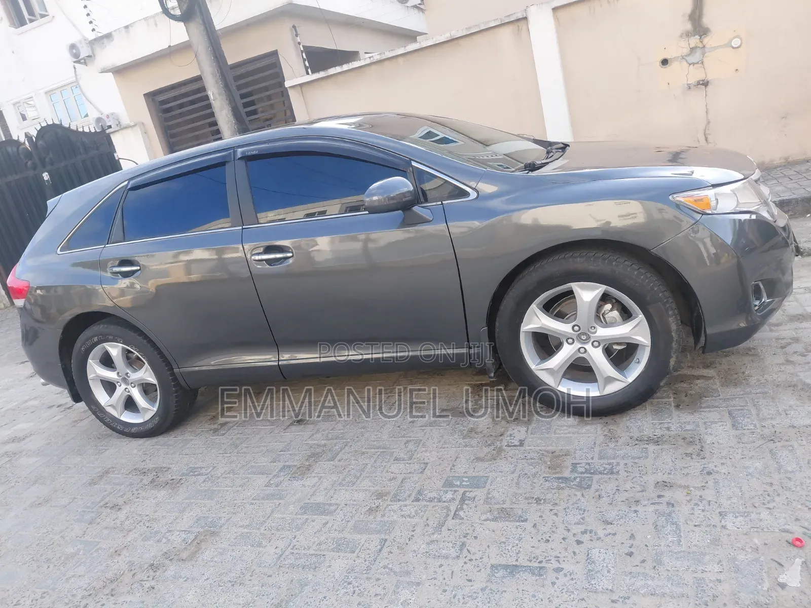 Toyota Venza 2011 Gray