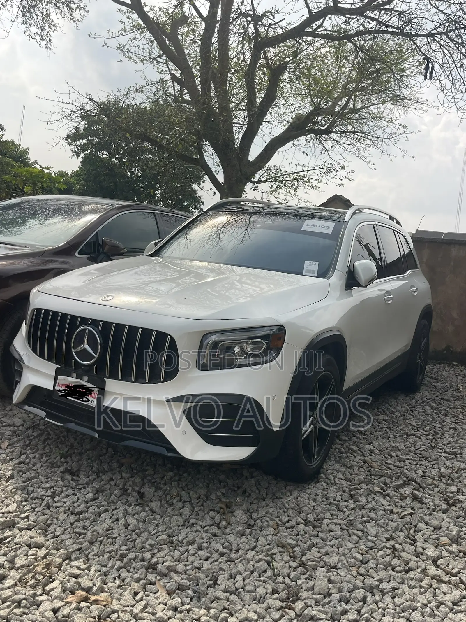 Mercedes-Benz GLB-Class 2020 Off white