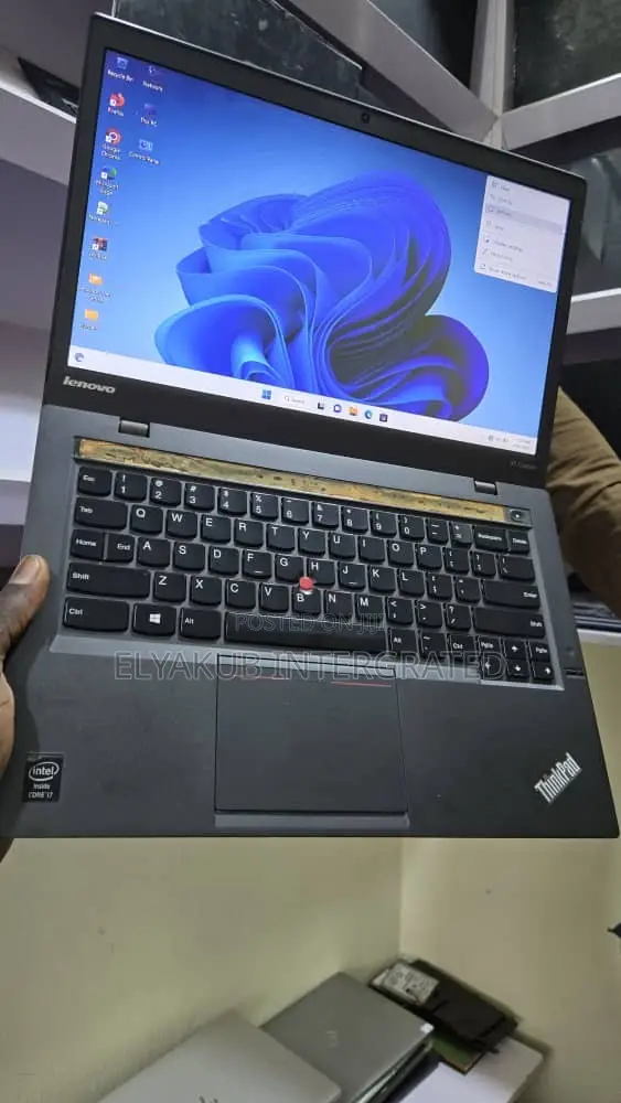 New Laptop Lenovo ThinkPad X1 Carbon 8GB Intel Core i7 SSD 128GB