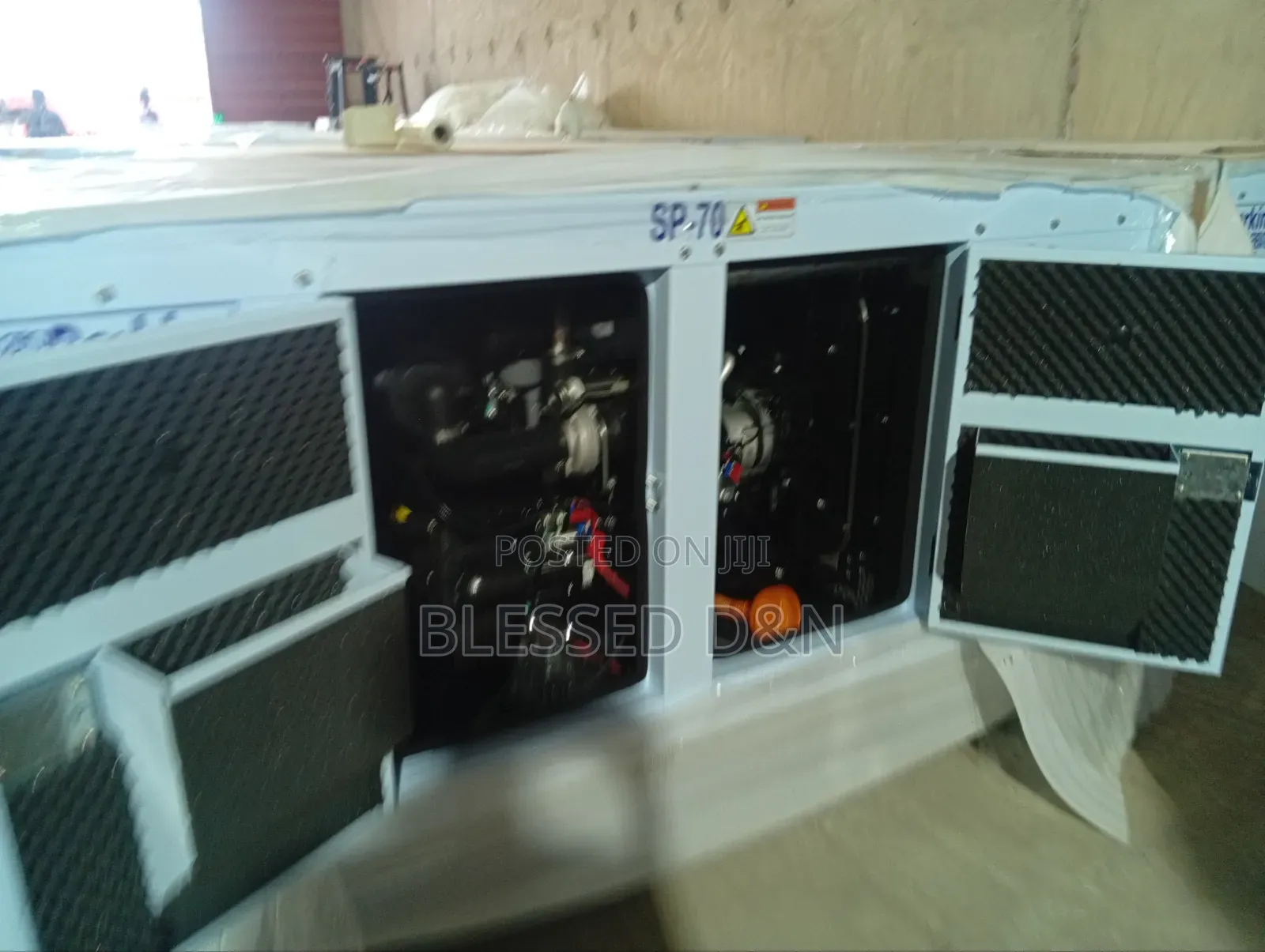 70KVA UK Perkins Soundproof Diesel Generator