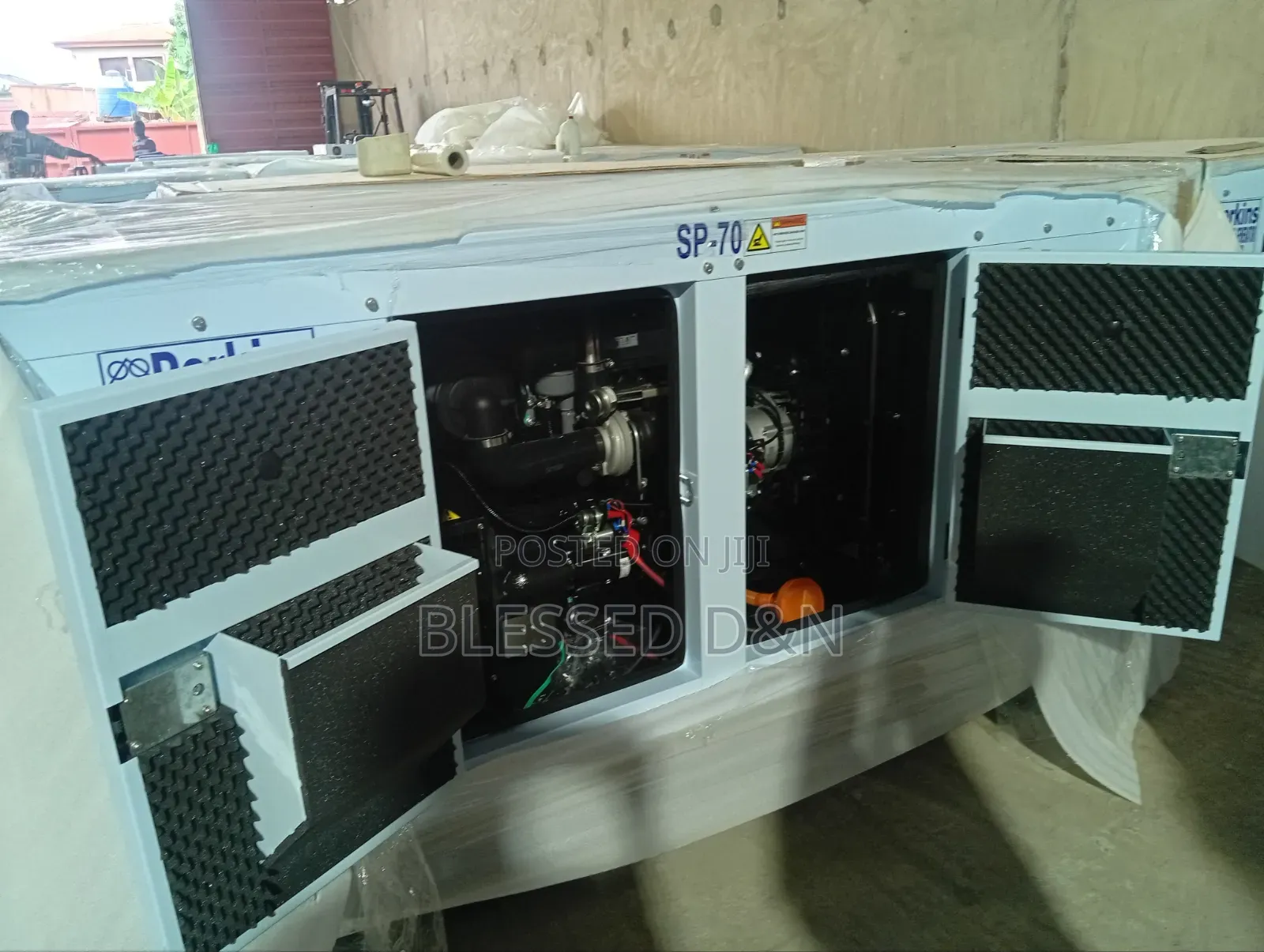 70KVA Heavy-Duty Perkins Soundproof Diesel Generator Engine