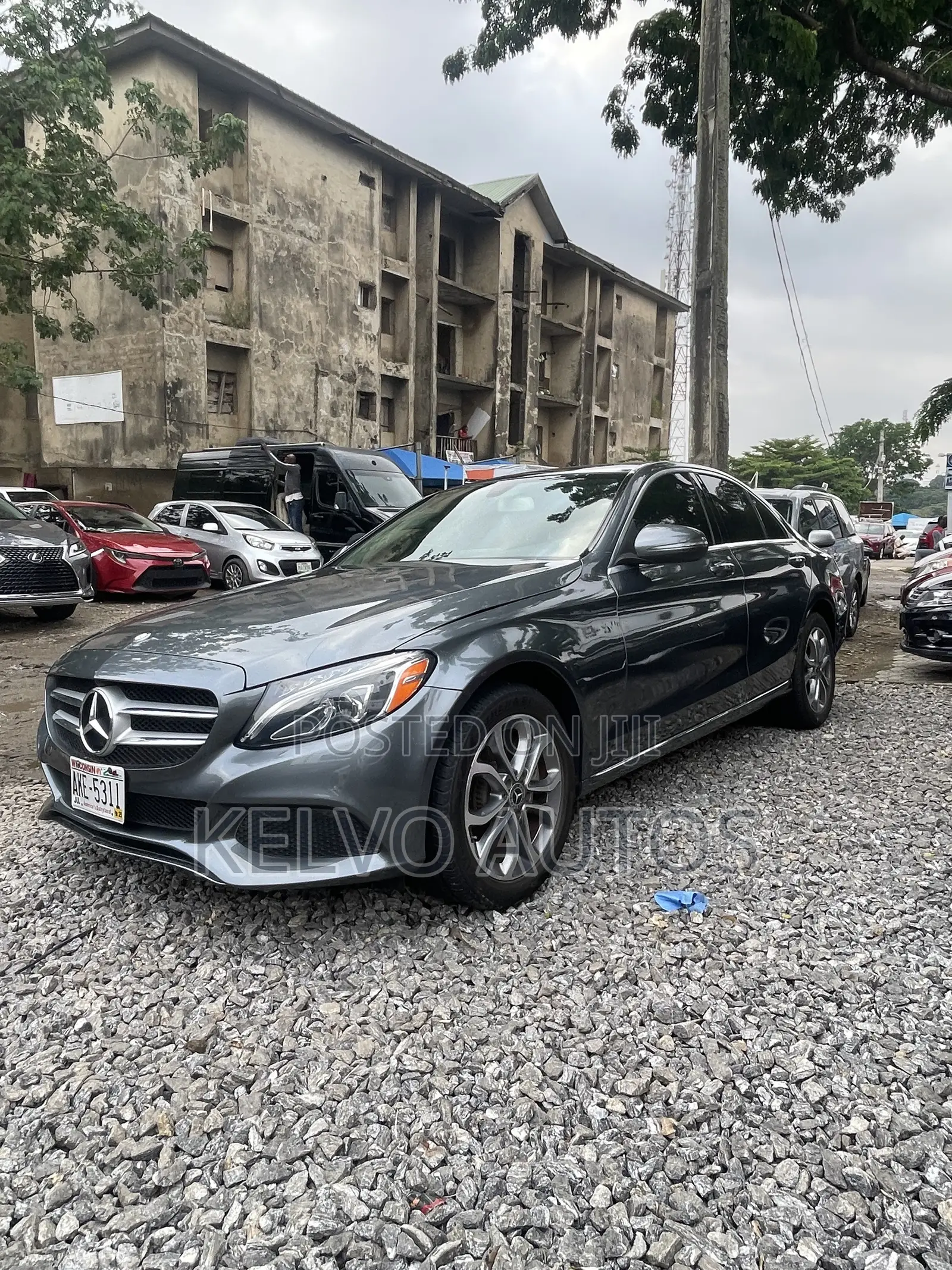 Mercedes-Benz C300 2017 Gray