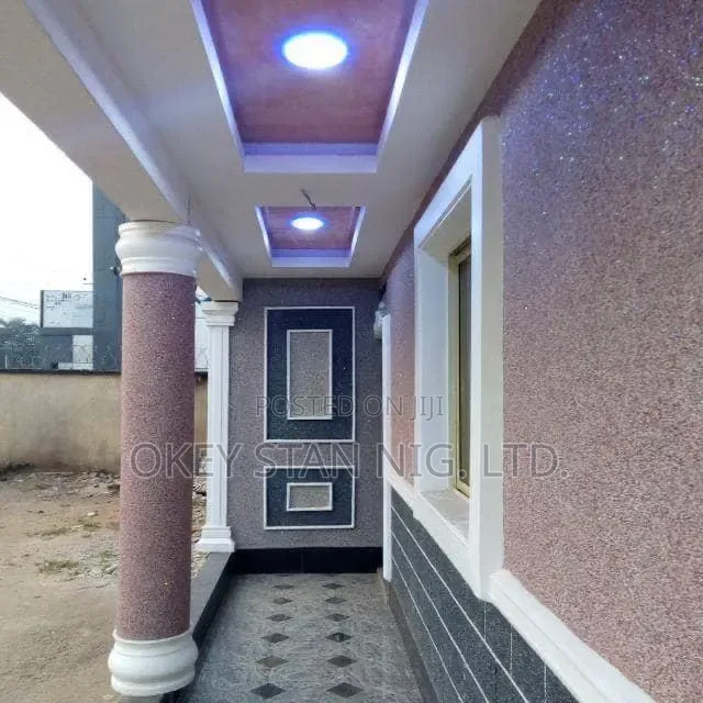 Natural Stone Coat & Granite Effect Wall Finishing