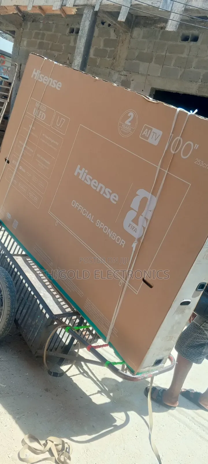 Original 100 Inches Hisense TV Uled