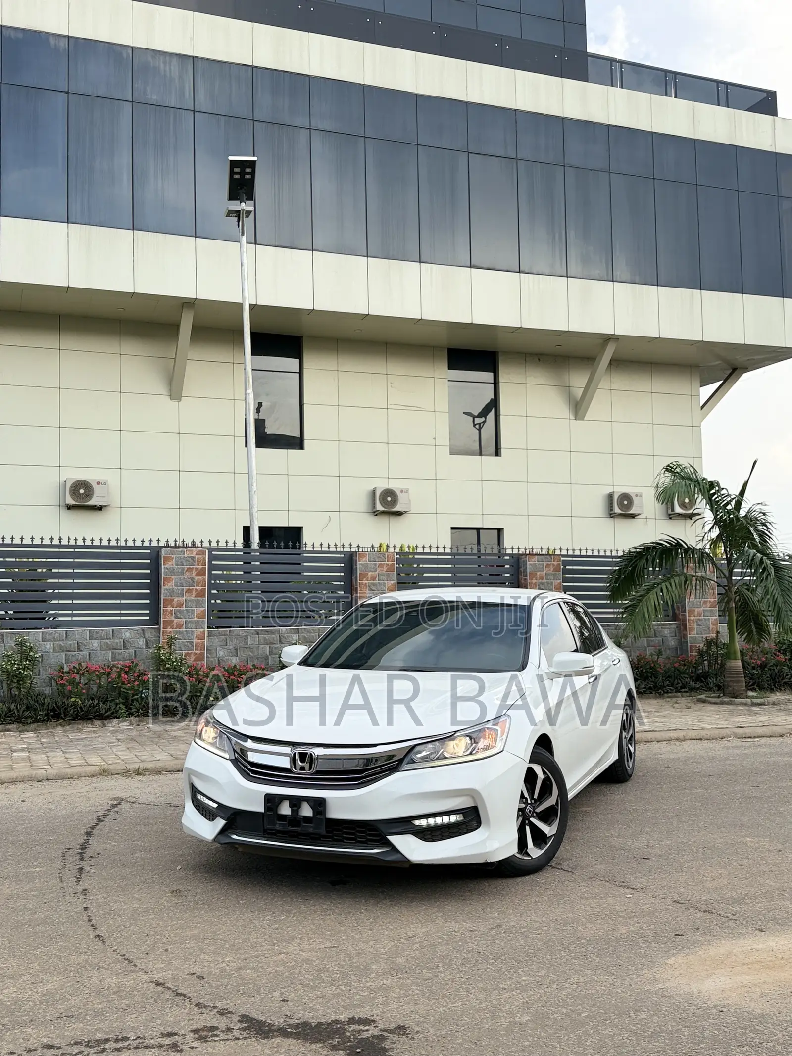 Honda Accord EX-L 4dr Sedan FWD (2.4L 4cyl 2A) 2016 White