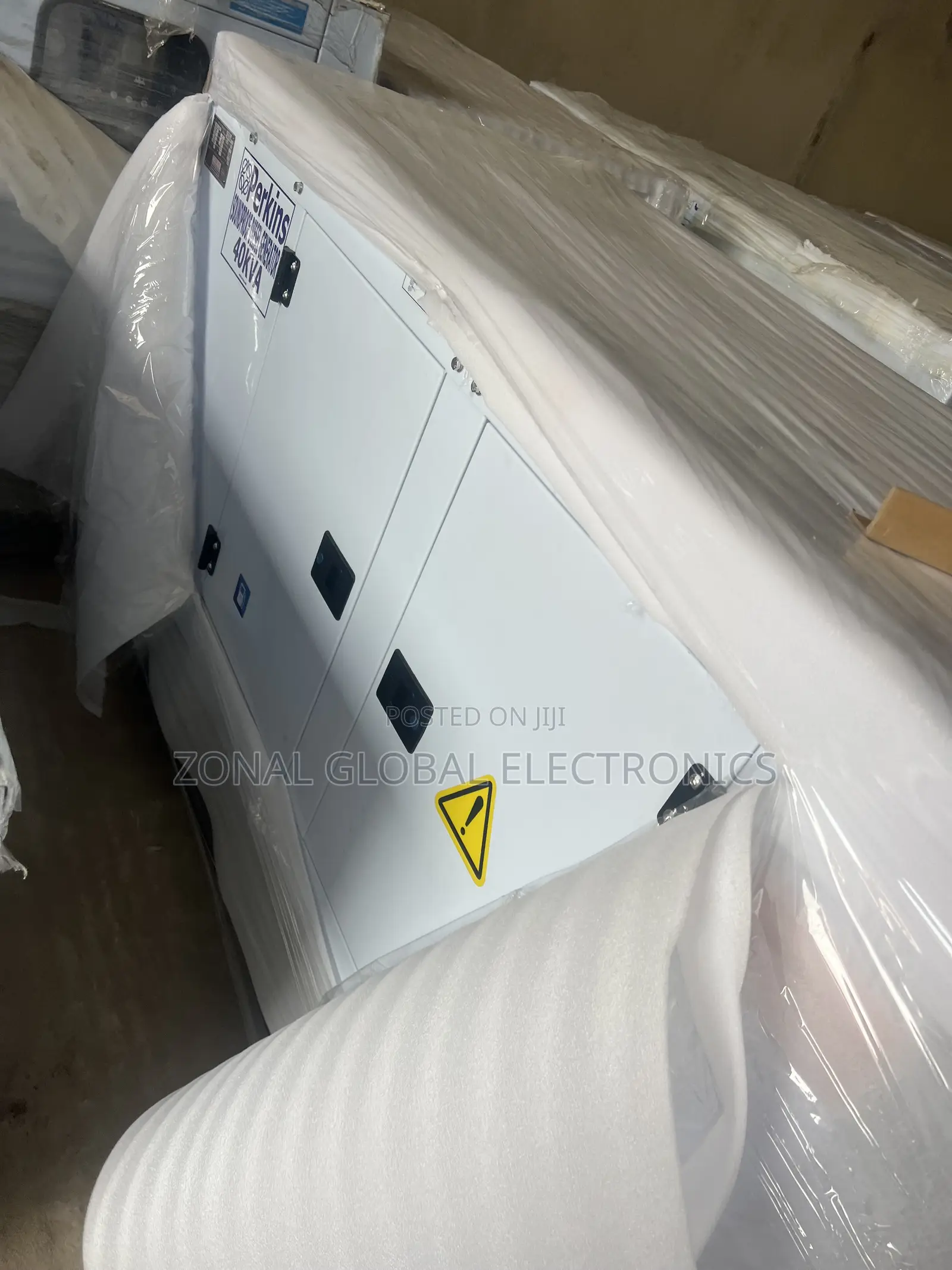 40kva Perkins Soundproof Diesel Generator 100% Copper Coil