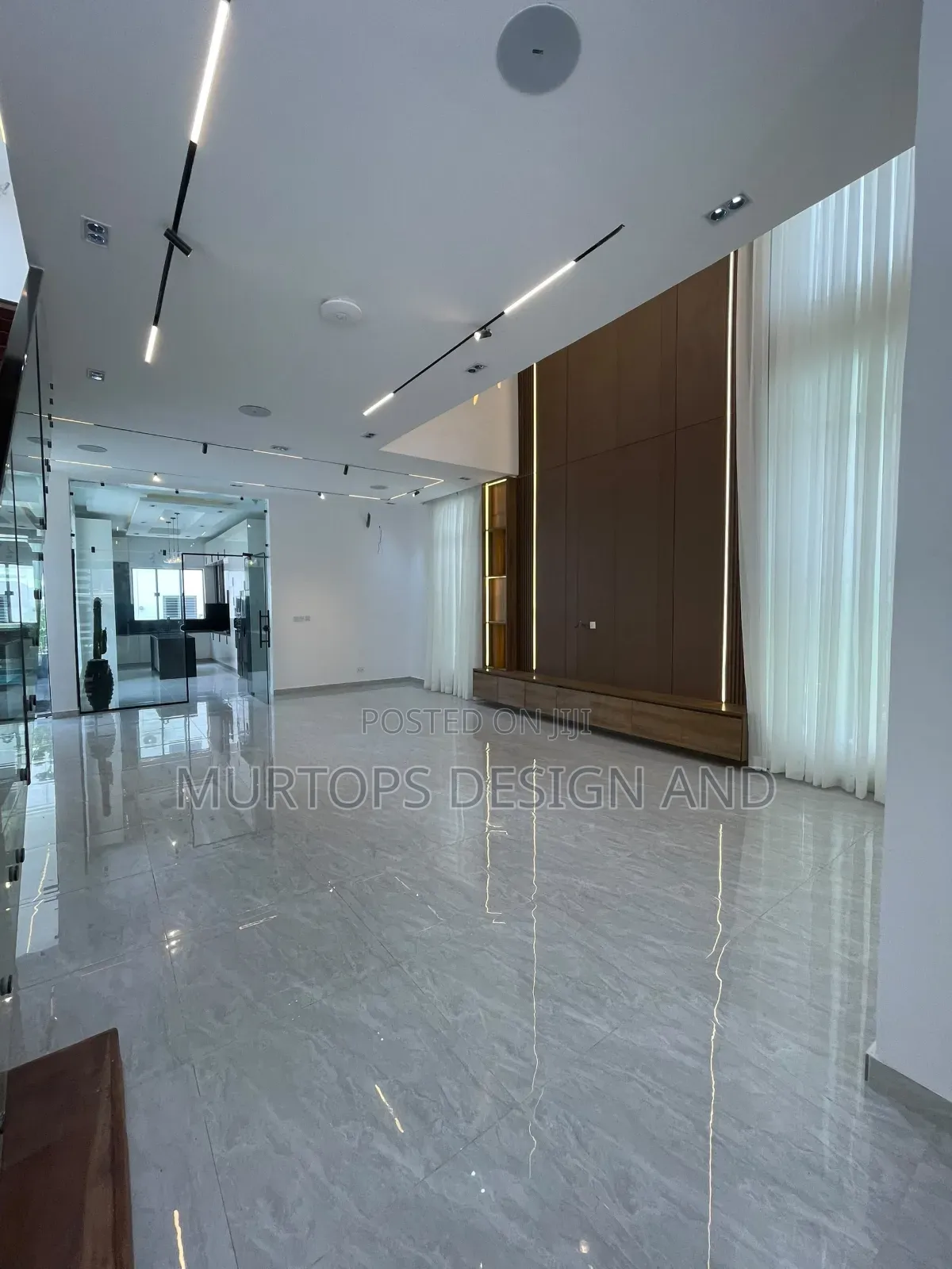 5bdrm Duplex in Osapa london for sale