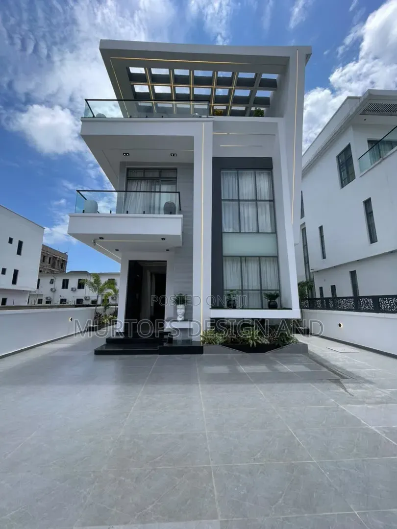 5bdrm Duplex in Osapa london for sale