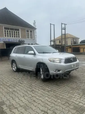 Toyota Highlander Sport 2010 Silver