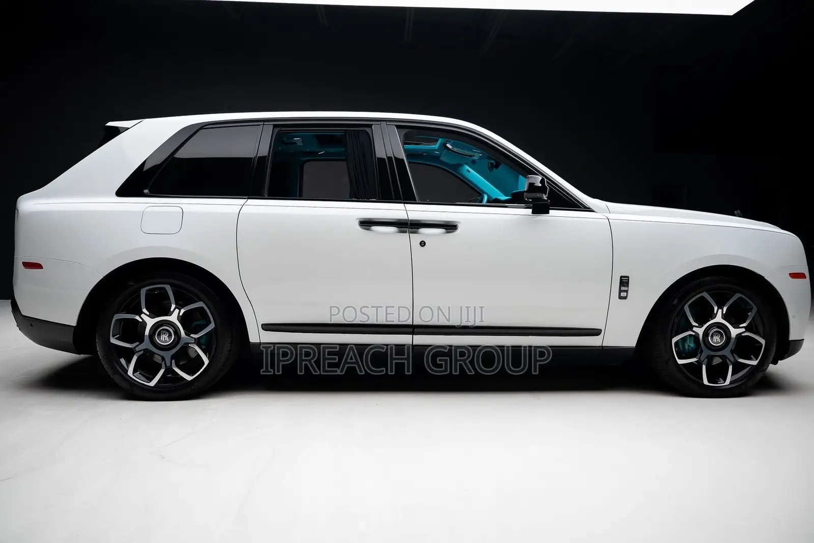 Rolls-Royce Cullinan Base 2019 White