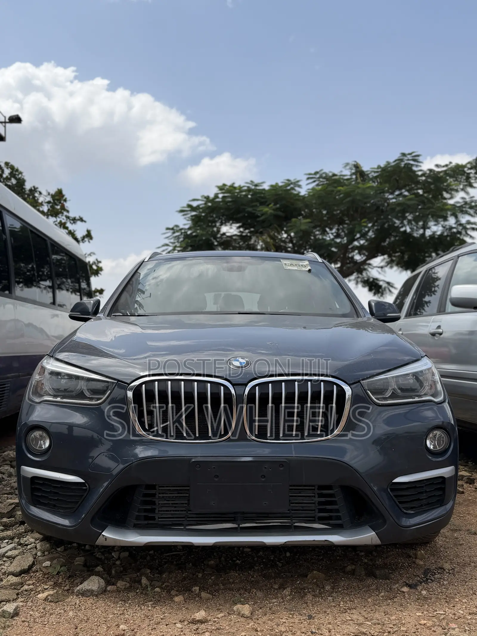 BMW X1 xDrive28i AWD 2017 Gray