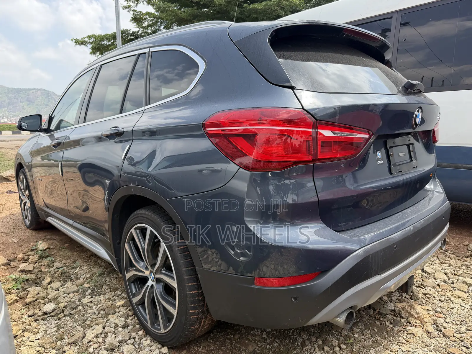 BMW X1 xDrive28i AWD 2017 Gray