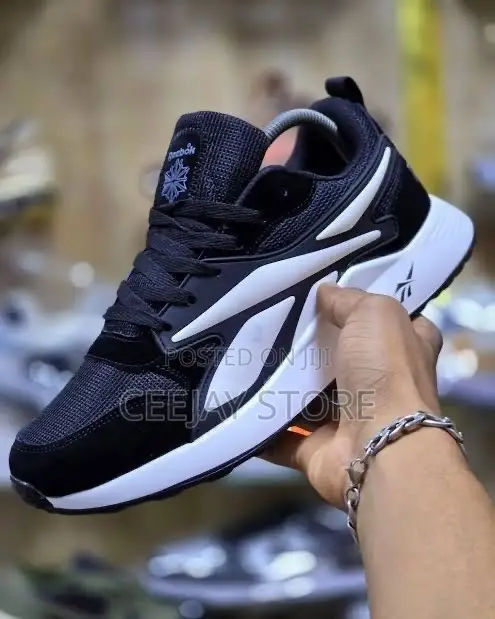 Reebok Lifestyle / Running Silhouette Sneakers