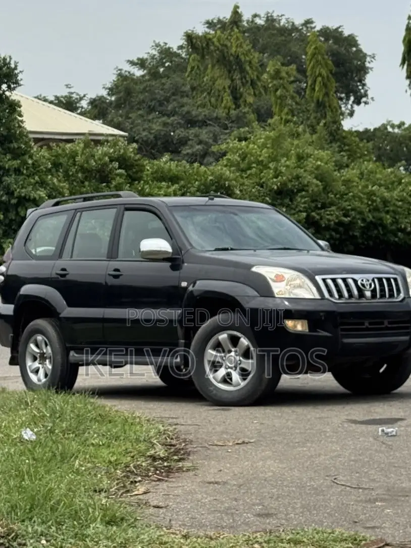 Toyota Land Cruiser Prado 2009 Black