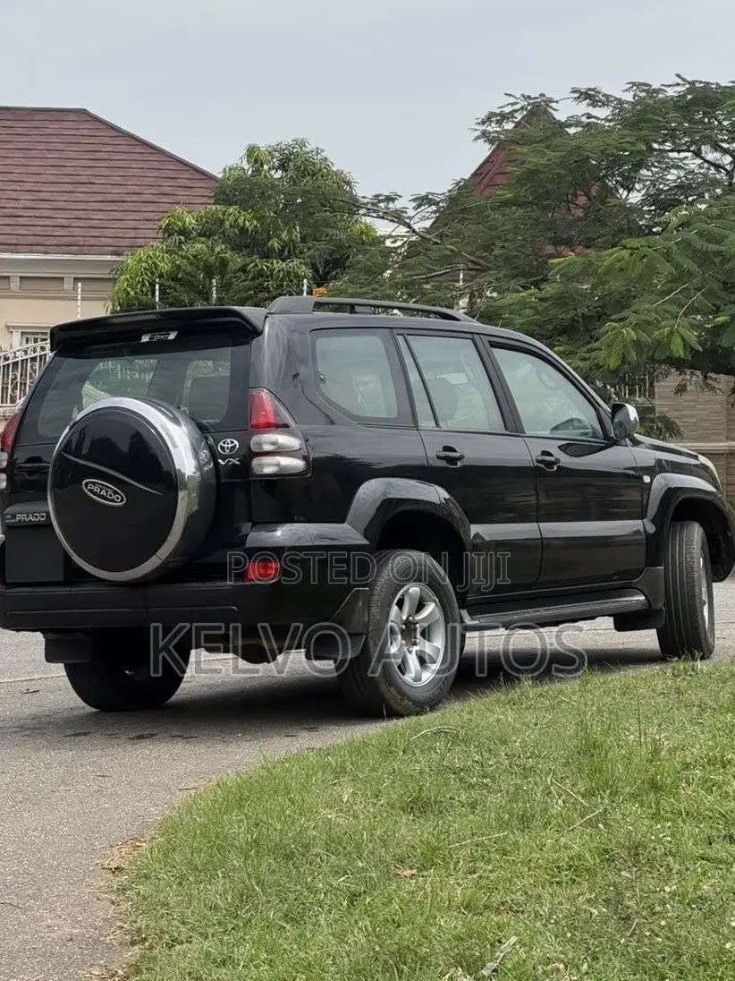 Toyota Land Cruiser Prado 2009 Black