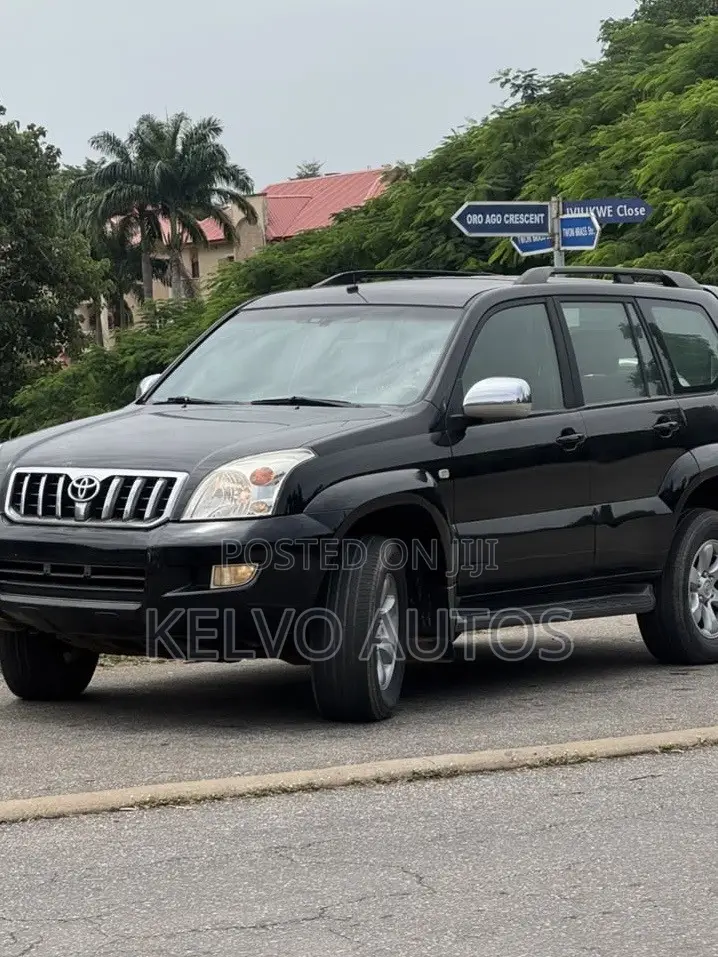 Toyota Land Cruiser Prado 2009 Black